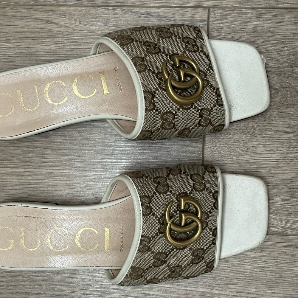 Gucci Women's Double G Sandals